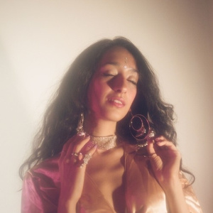 強姦女囚の檻在线观看漫画
